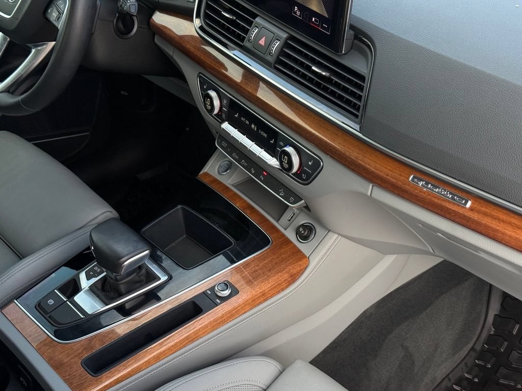 2022 Audi Q5 Prestige 45 TFSI S line quattro S tronic