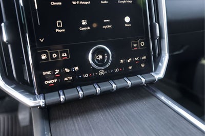 2024 GMC Acadia Denali