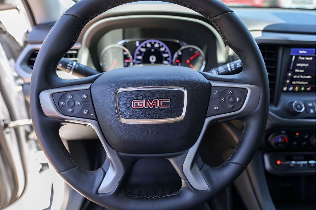 2023 GMC Acadia AT4