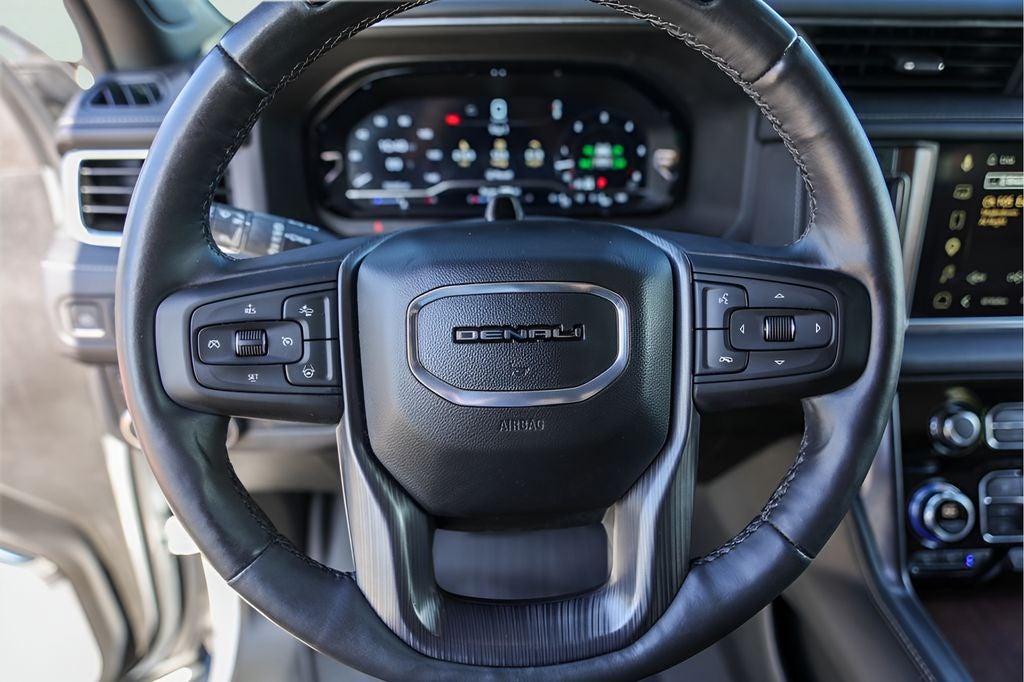 2023 GMC Yukon XL Denali Ultimate