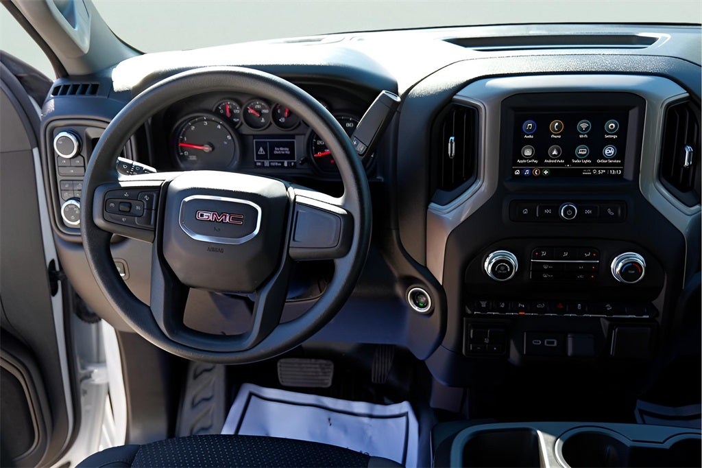 2024 GMC Sierra 2500HD Pro