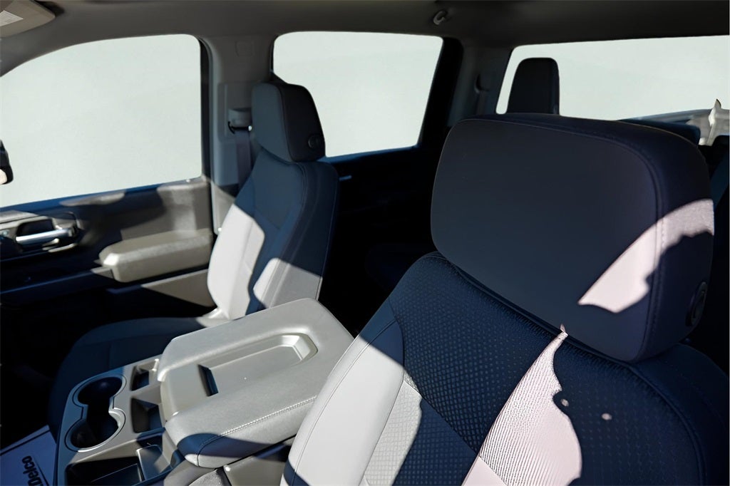 2024 GMC Sierra 2500HD Pro