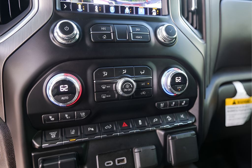 2023 GMC Sierra 2500HD Denali