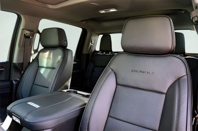 2025 GMC Sierra 2500HD Denali