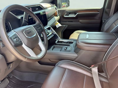 2025 GMC Sierra 2500HD Denali