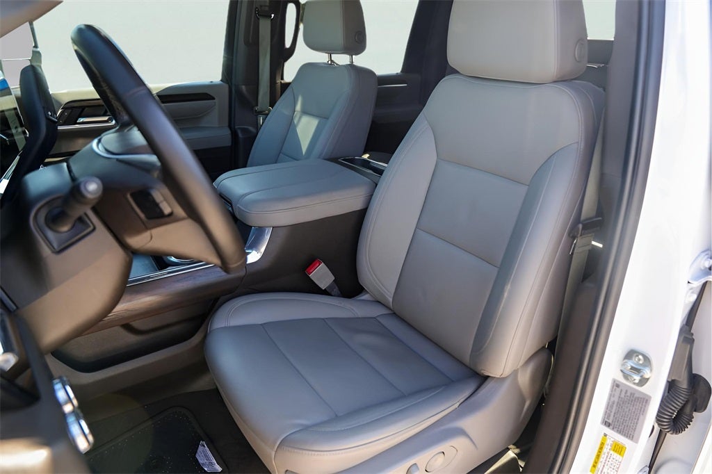 2025 GMC Sierra 3500HD SLT