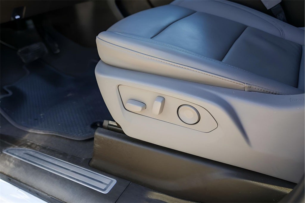 2025 GMC Sierra 3500HD SLT