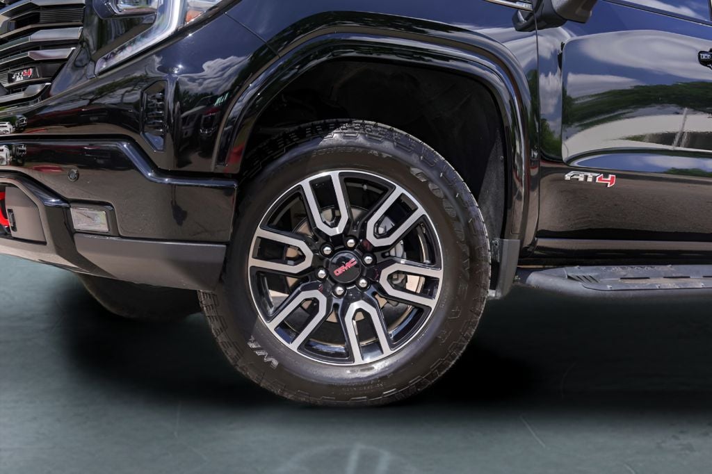 2025 GMC Sierra 1500 AT4