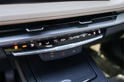 2024 Cadillac XT4 Luxury