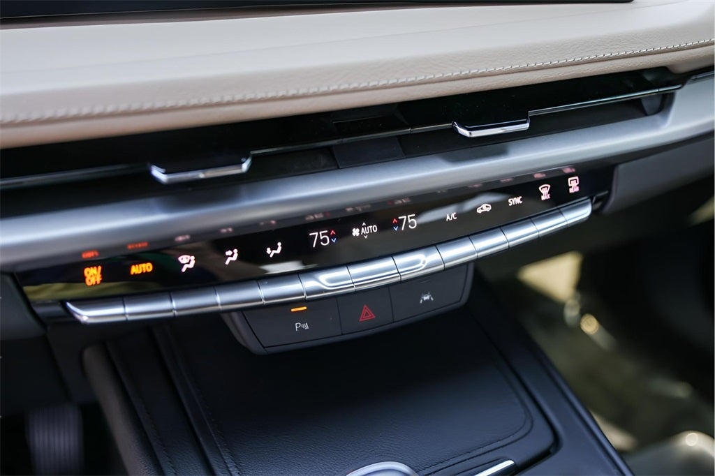 2024 Cadillac XT4 Luxury