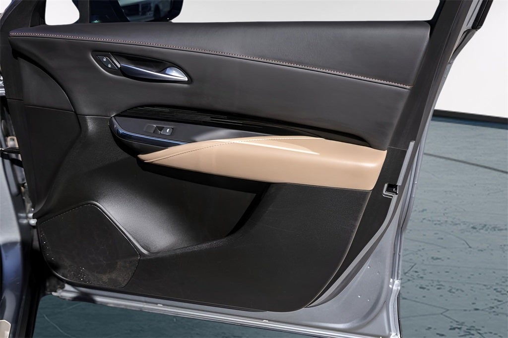 2024 Cadillac XT4 Luxury