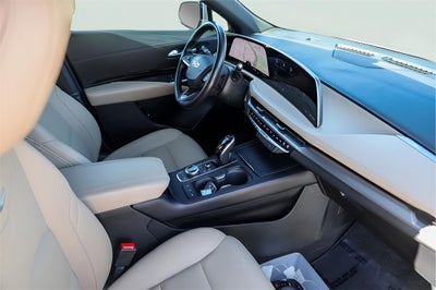 2024 Cadillac XT4 Luxury