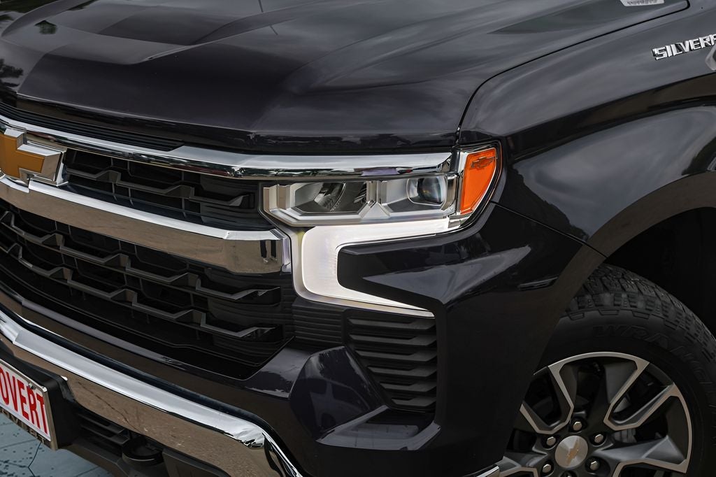 2024 Chevrolet Silverado 1500 LT LT1
