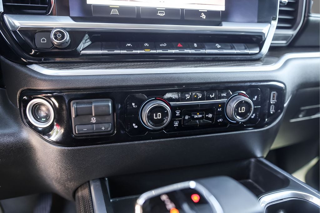 2025 Chevrolet Silverado 1500 LT LT1