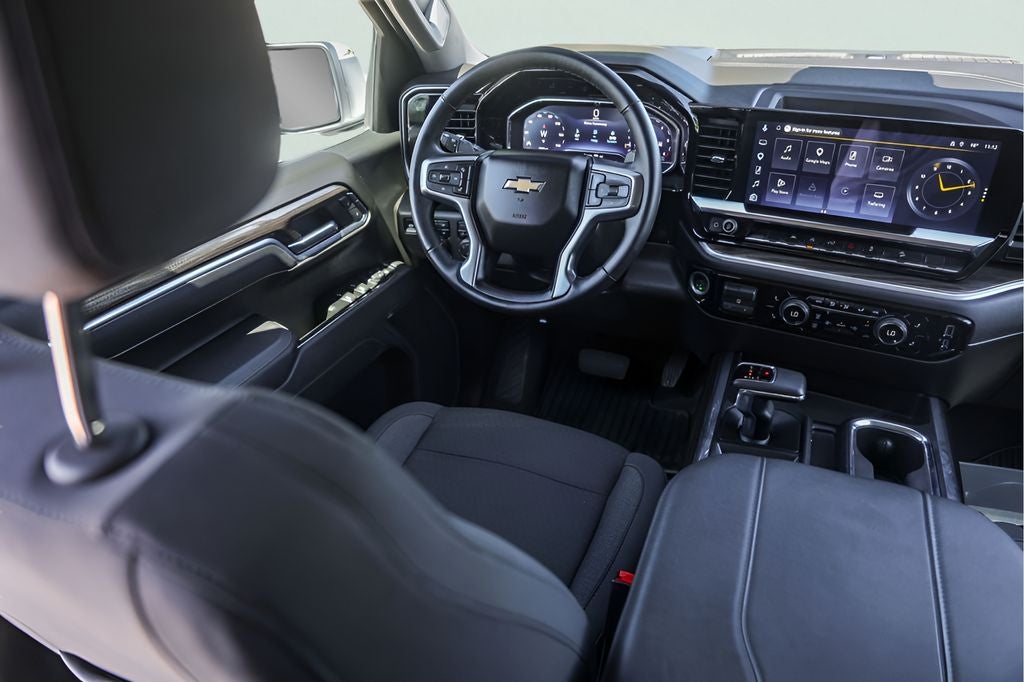 2025 Chevrolet Silverado 1500 LT LT1