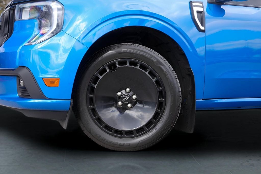 2025 Ford Maverick Lobo Standard