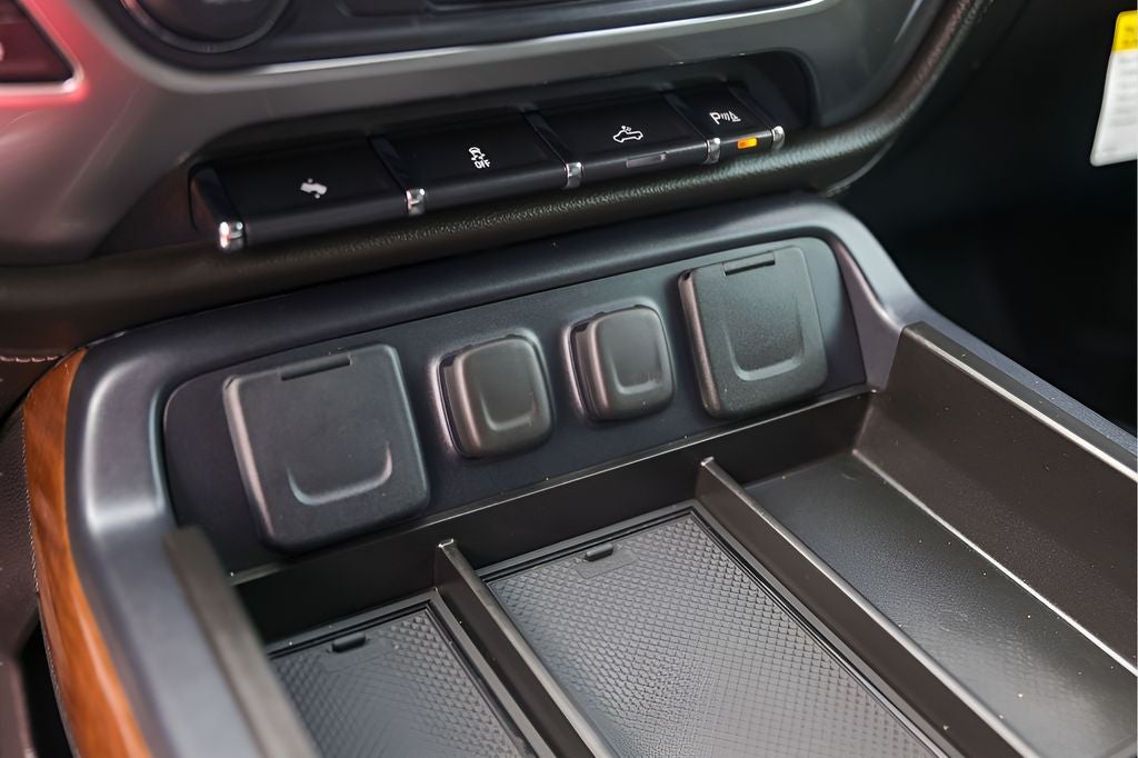 2015 Chevrolet Silverado 1500 LTZ 1LZ