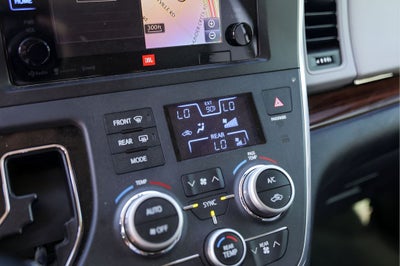 2017 Toyota Sienna Limited Premium 7 Passenger
