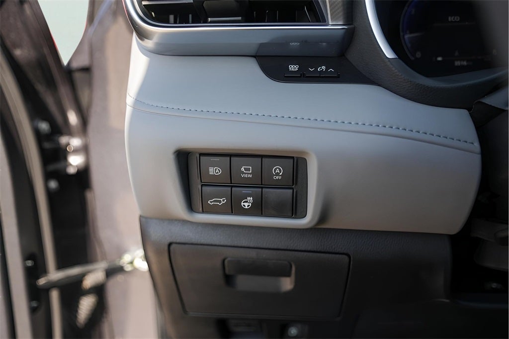 2025 Toyota Highlander Platinum