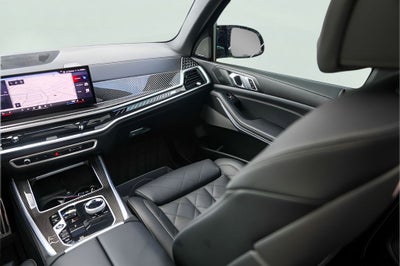 2025 BMW X5 M60i