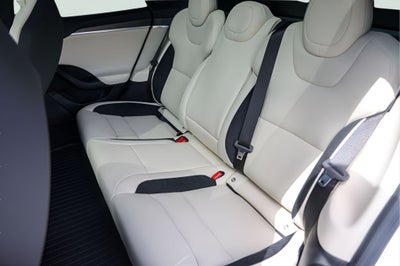 2025 Tesla Model S Plaid