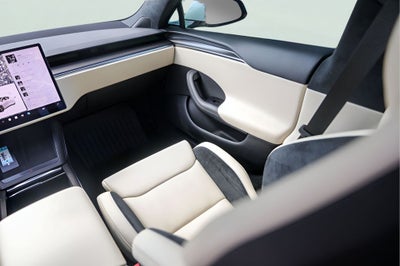 2025 Tesla Model S Plaid