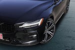 2022 Volvo S60 B5 R-Design