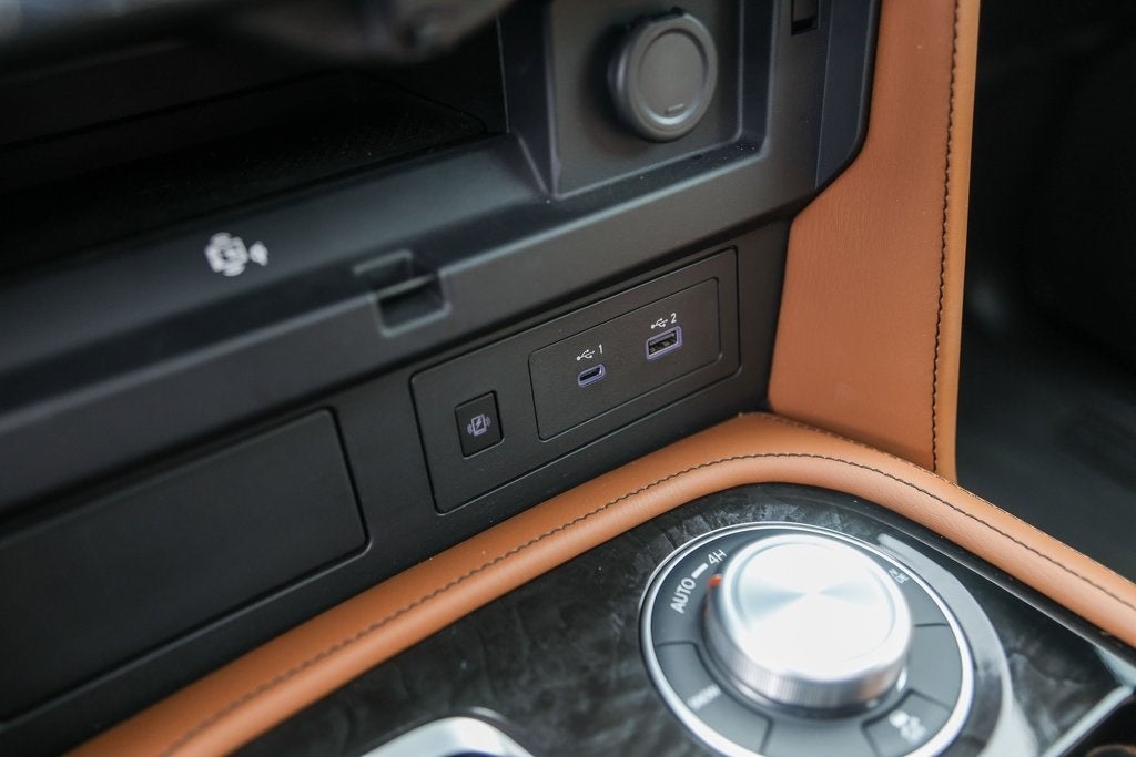 2024 INFINITI QX80 Sensory