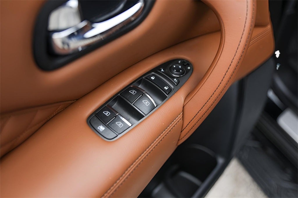 2024 INFINITI QX80 Sensory