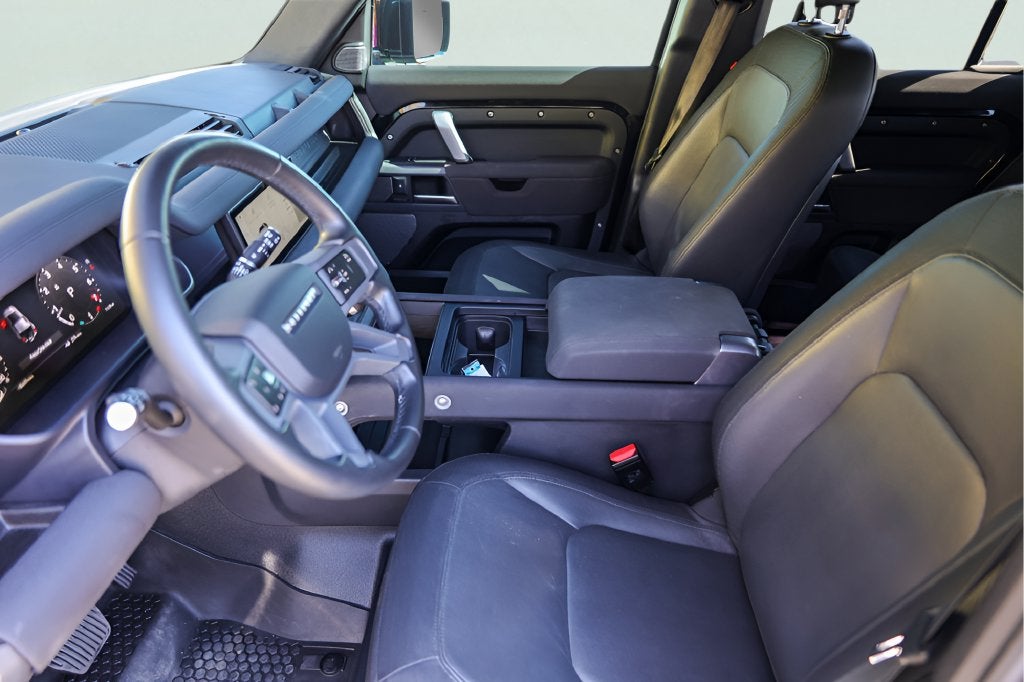2023 Land Rover Defender 110 X-Dynamic SE