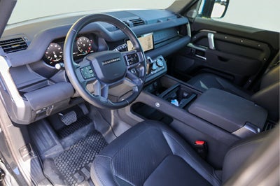 2023 Land Rover Defender 110 X-Dynamic SE