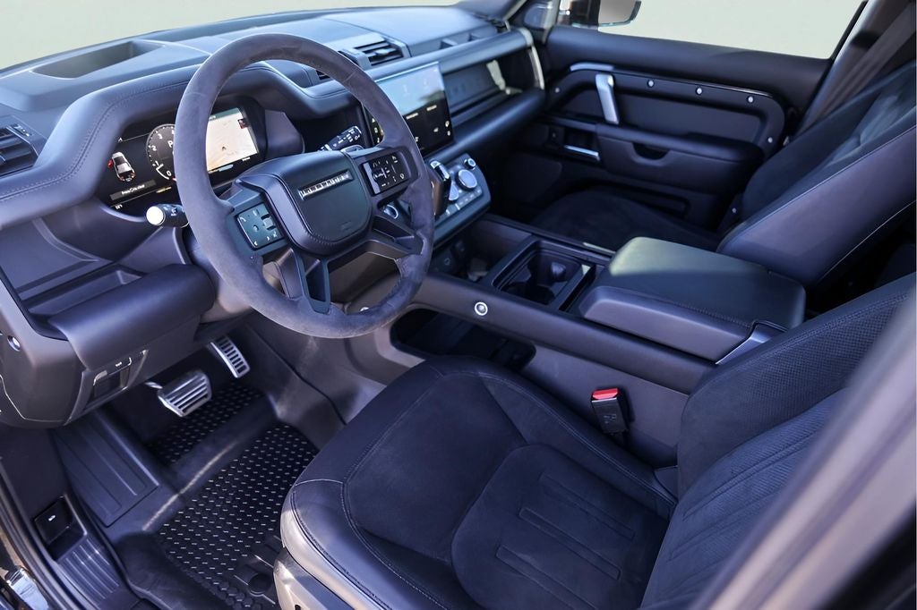 2023 Land Rover Defender 110 V8