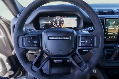 2023 Land Rover Defender 110 V8