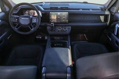 2023 Land Rover Defender 110 V8