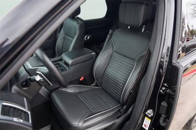 2024 Land Rover Discovery Metropolitan Edition