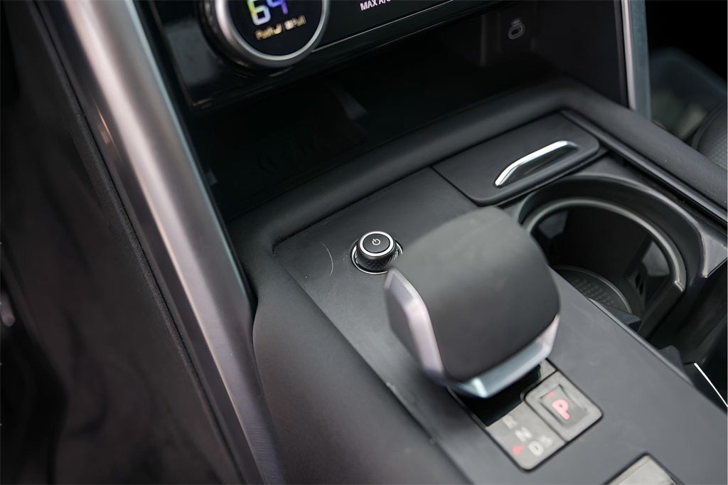 2024 Land Rover Discovery Metropolitan Edition