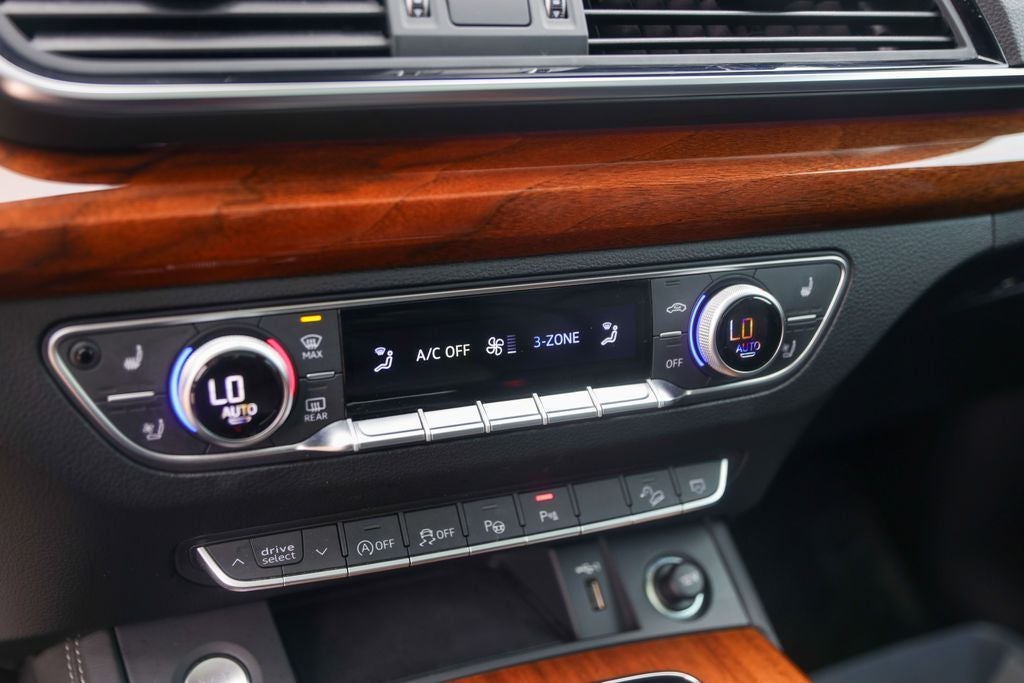 2022 Audi Q5 45 S line Prestige quattro