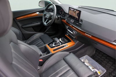 2022 Audi Q5 45 S line Prestige quattro