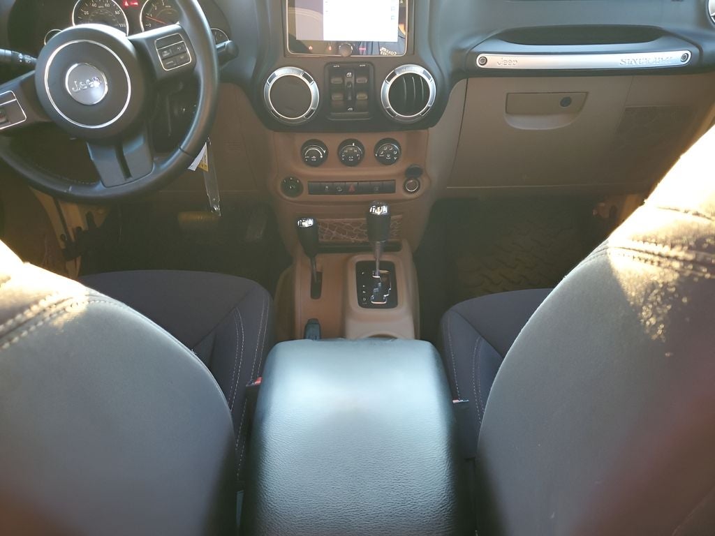 2013 Jeep Wrangler Unlimited Sahara