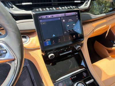 2023 Jeep Grand Cherokee Summit Reserve