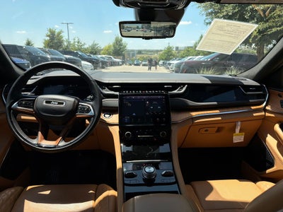 2023 Jeep Grand Cherokee Summit Reserve