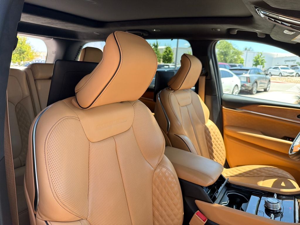 2023 Jeep Grand Cherokee Summit Reserve