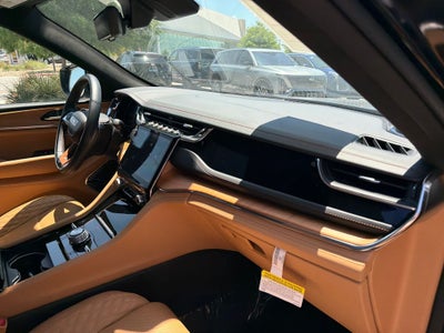 2023 Jeep Grand Cherokee Summit Reserve