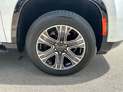2023 Jeep Wagoneer Base