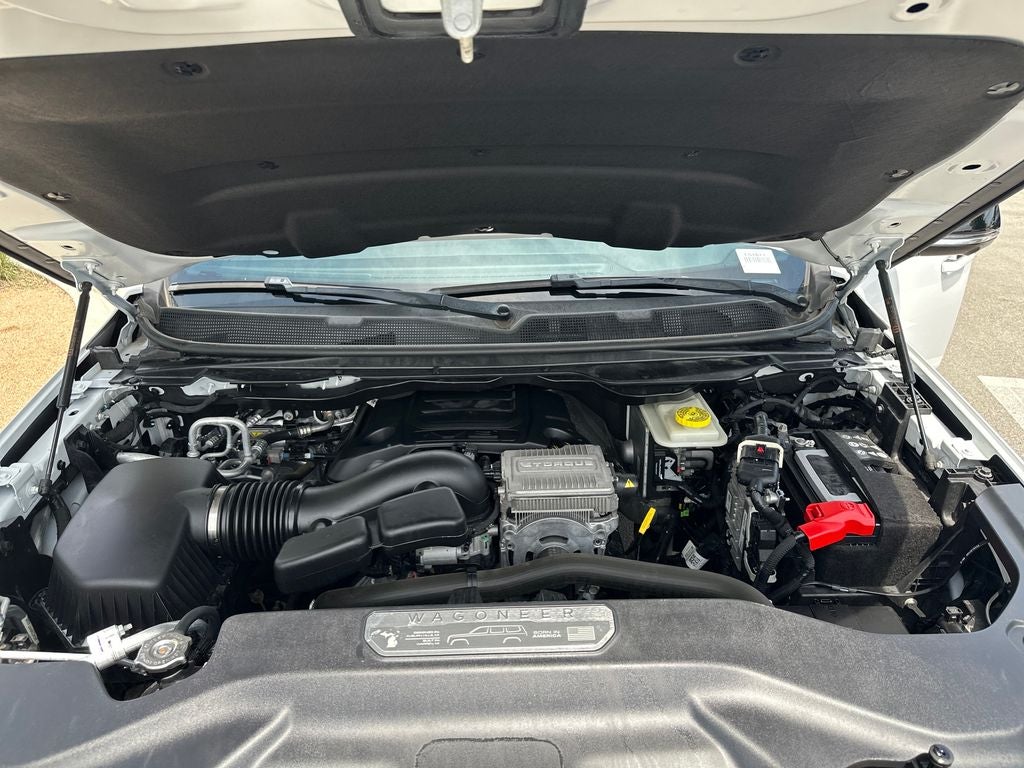 2023 Jeep Wagoneer Base