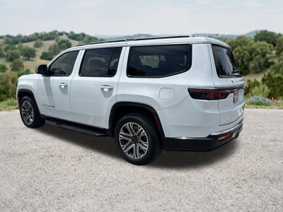 2023 Jeep Wagoneer Base