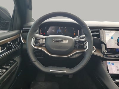 2023 Jeep Grand Wagoneer Base