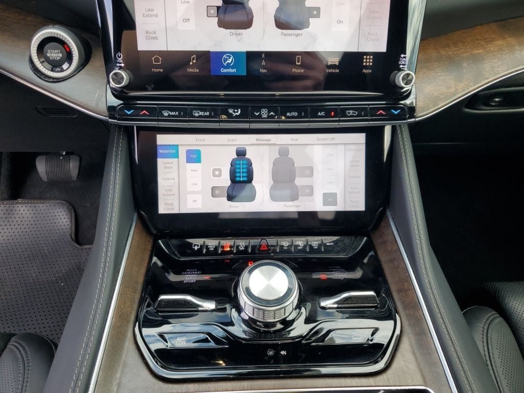 2023 Jeep Grand Wagoneer Base