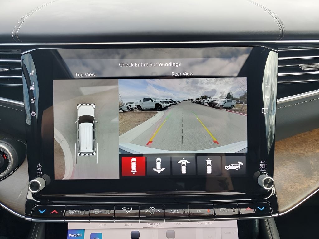 2023 Jeep Grand Wagoneer Base