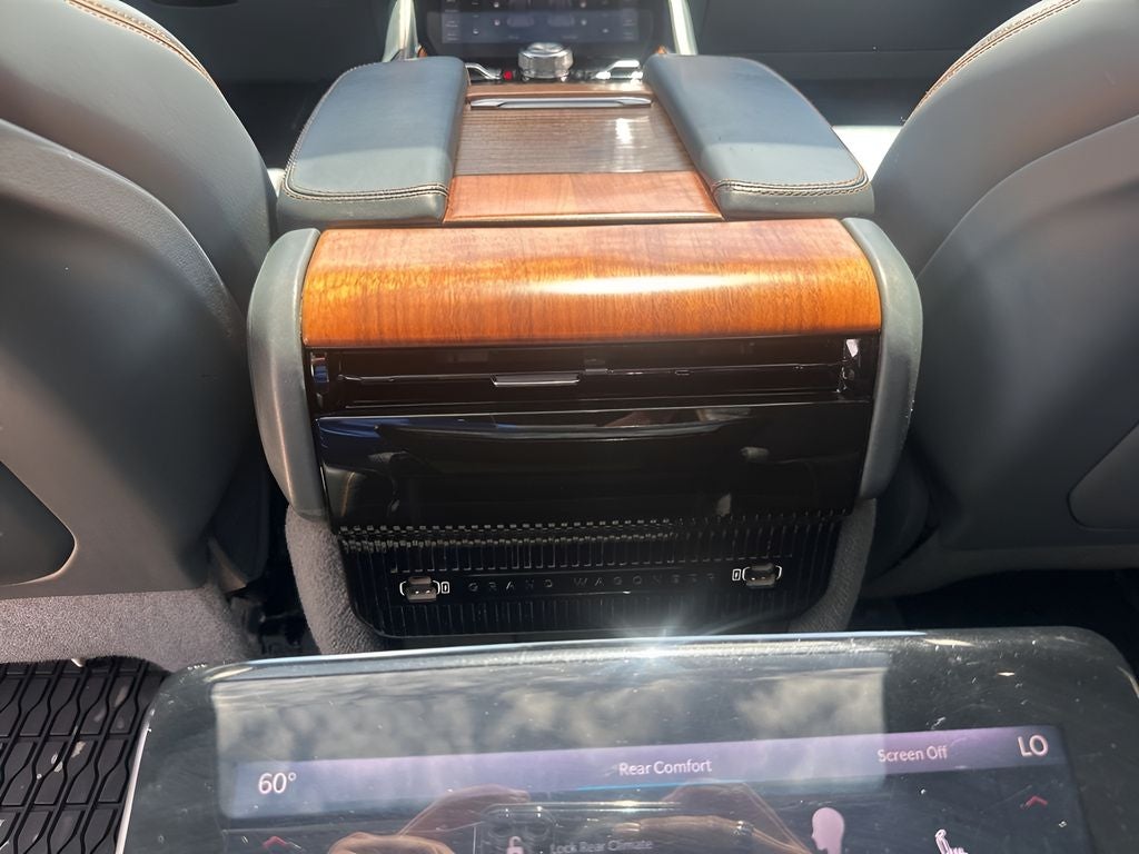 2022 Jeep Grand Wagoneer Series III